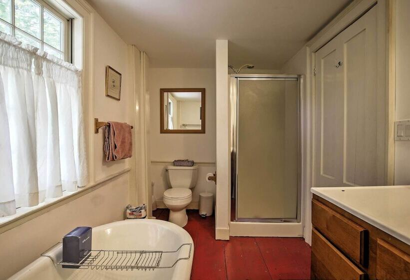 Historic Huntington Home   Walk To Westfield River