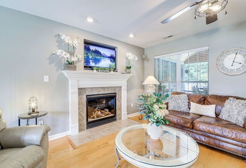 Home Sweet Home  W/ Private Pool + Patio!