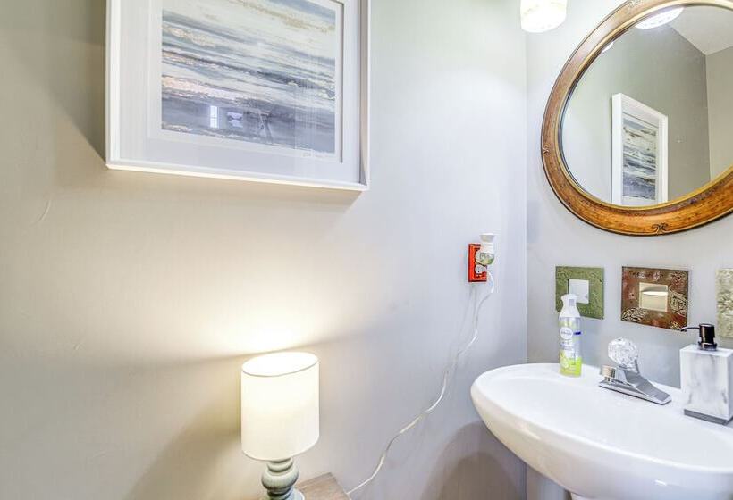 Home Sweet Home  W/ Private Pool + Patio!