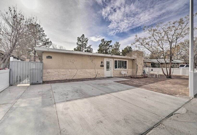 Home W/ Private Pool   Near Las Vegas Strip!