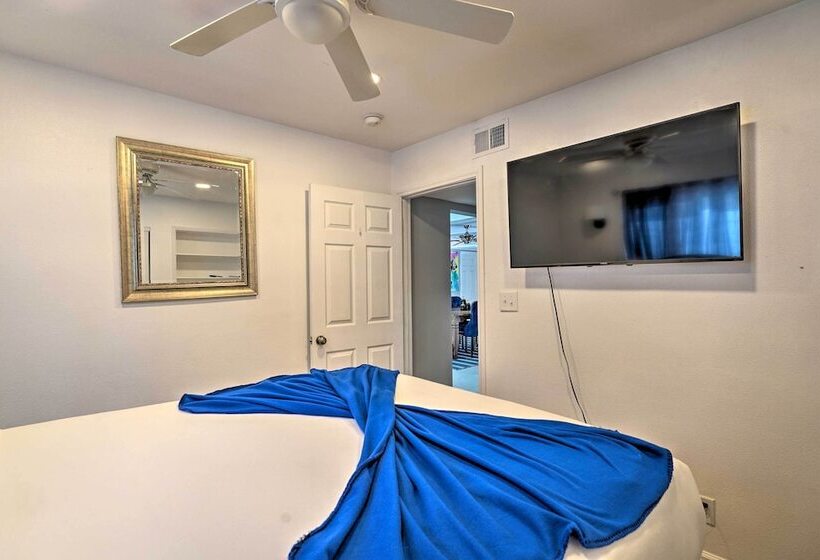 Home W/ Private Pool Near Las Vegas Strip!