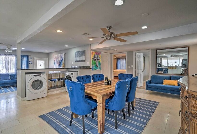 Home W/ Private Pool   Near Las Vegas Strip!