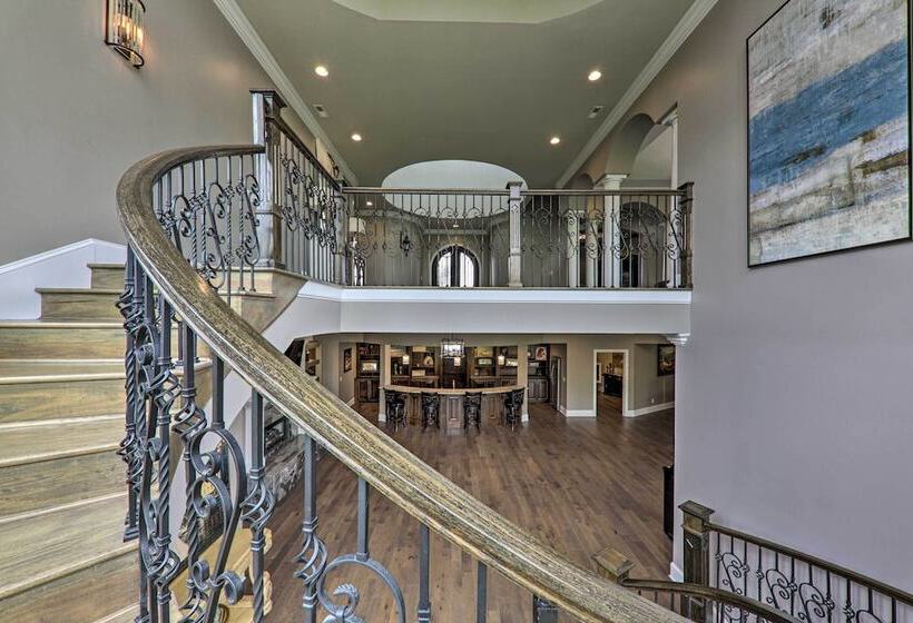 Huge Lebanon Estate W/ Resort Style Amenities