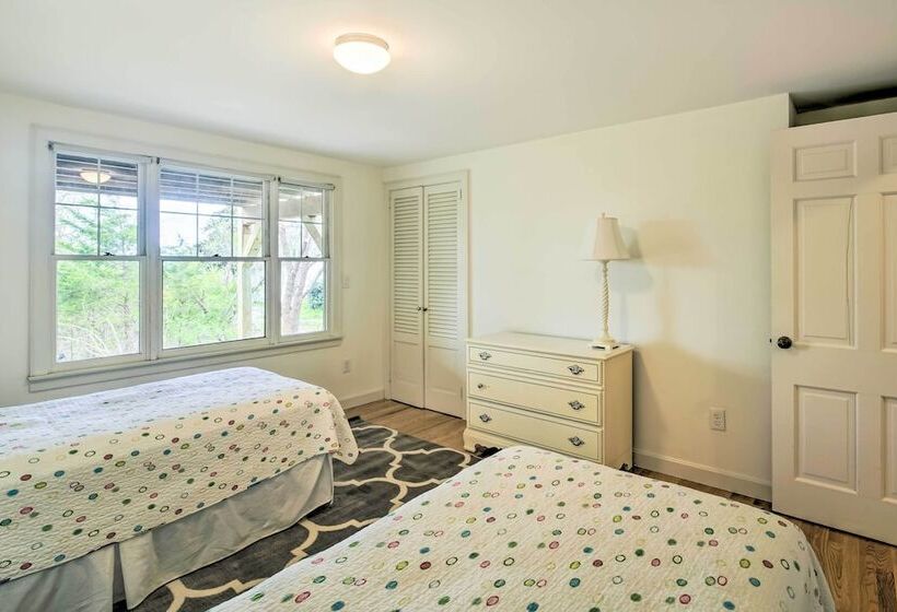 Hyannis Port Home W/ Bbq & Views: Half Mi To Beach