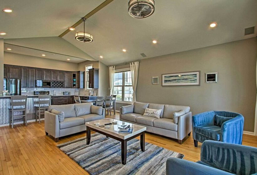 Idyllic Oceanfront Home On Atlantic City Boardwalk