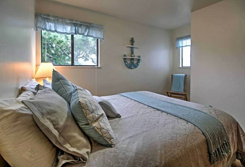 Irish Beach Ocean View Home On Manchester Coast!