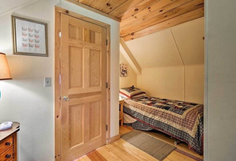 Jacksonville Cabin W/ Wraparound Deck & Views