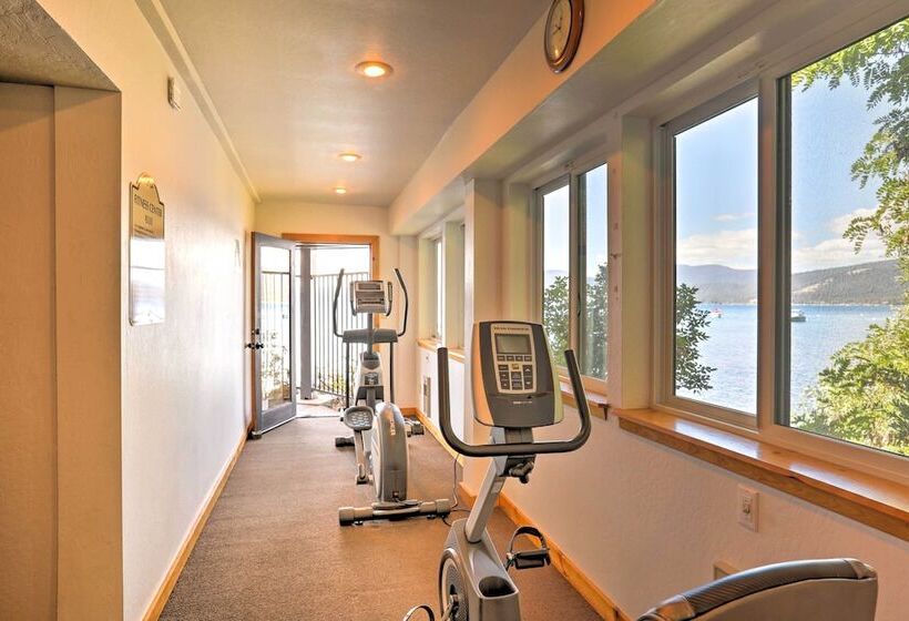 Kings Beach Lodge W/ Hot Tub & Lake Tahoe Views!