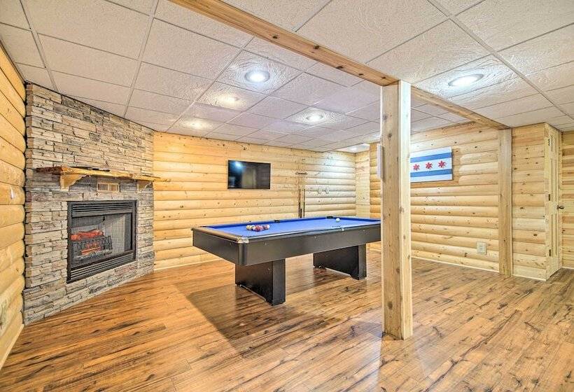 Lake Geneva Home With Grill < 2 Miles To Beach!