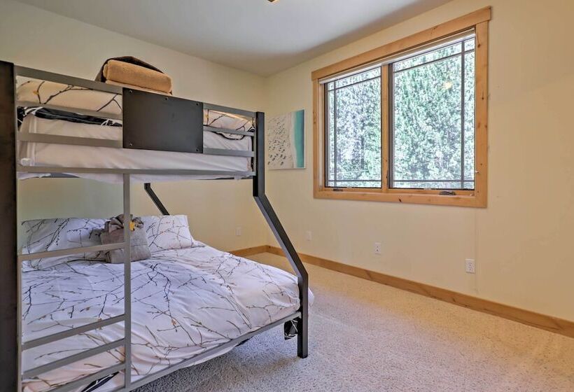 Lake Tahoe Home W/ Forest Views: Ski At Heavenly!