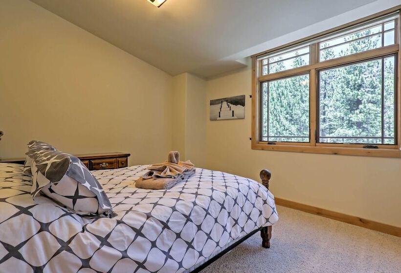 Lake Tahoe Home W/ Forest Views: Ski At Heavenly!