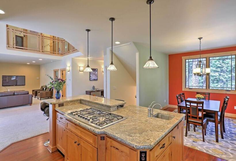 Lake Tahoe Home W/ Forest Views: Ski At Heavenly!