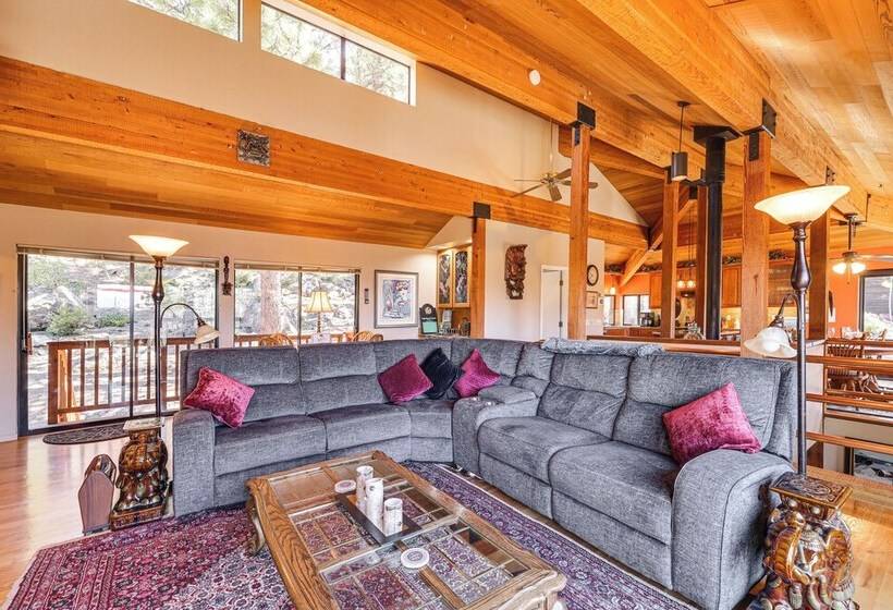 Lake Tahoe Home W/ Hot Tub: 10 Mi To Palisades Ski