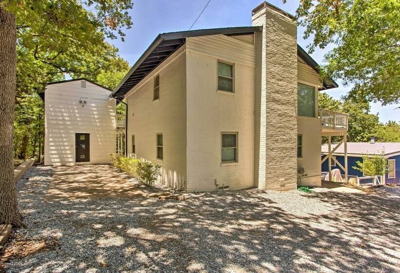 Lake Texoma Escape W/ Private Balcony & Grill