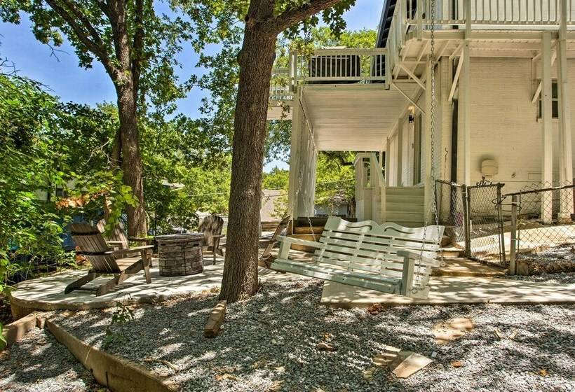 Lake Texoma Escape W/ Private Balcony & Grill