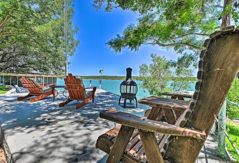 Lakefront Brownwood Home W/ Private Boat Dock