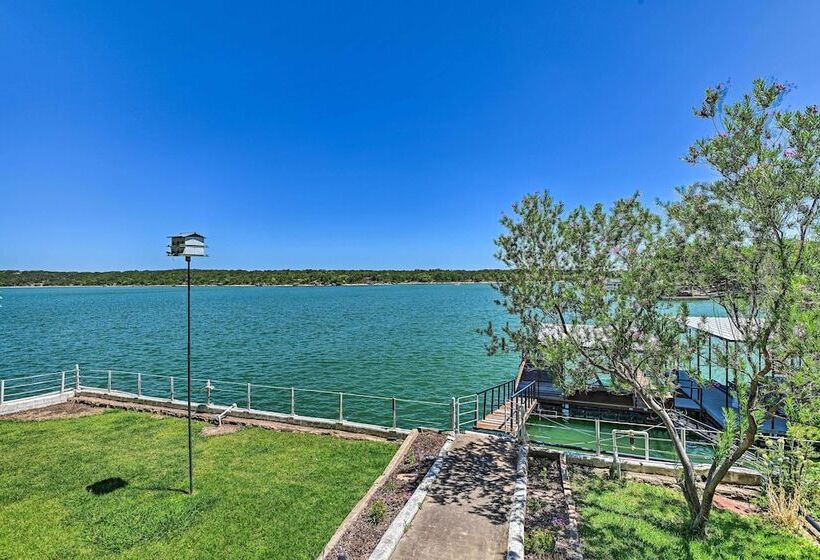 Lakefront Brownwood Home W/ Private Boat Dock