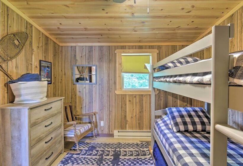 Lakefront Family Escape W/ Views, Dock, & Kayaks!