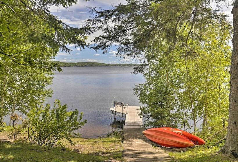Lakefront Family Escape W/ Views, Dock, & Kayaks!
