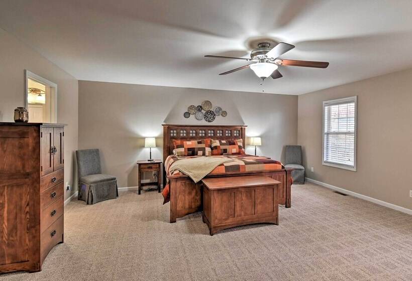 Lakefront Retreat W/ Views, Near Mammoth Cave!