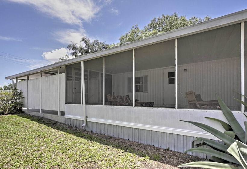 Lakeside Silver Springs Cabin W/ On Site Boat Ramp