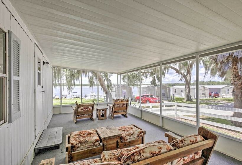 Lakeside Silver Springs Cabin W/ On Site Boat Ramp