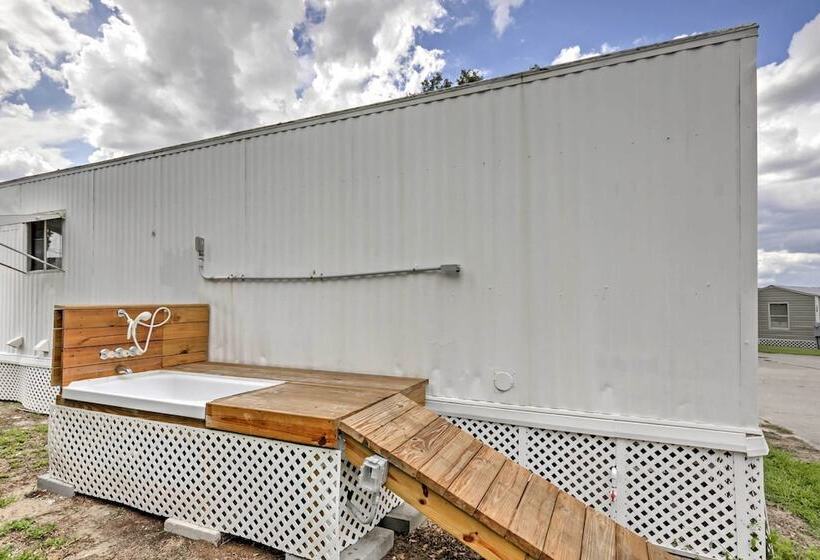 Lakeside Silver Springs Cabin W/ On Site Boat Ramp