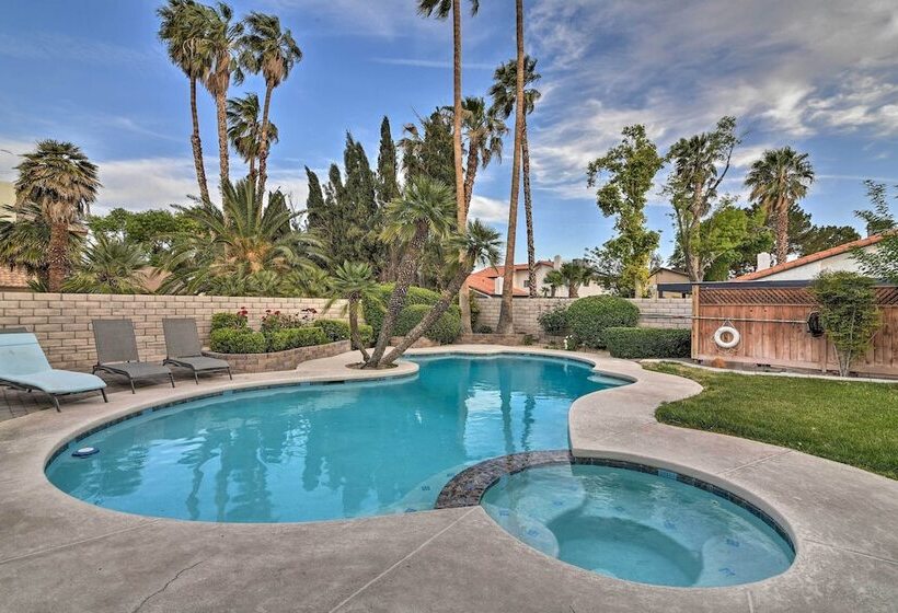 Las Vegas House W/ Pool & Hot Tub 1 Mi To Strip!