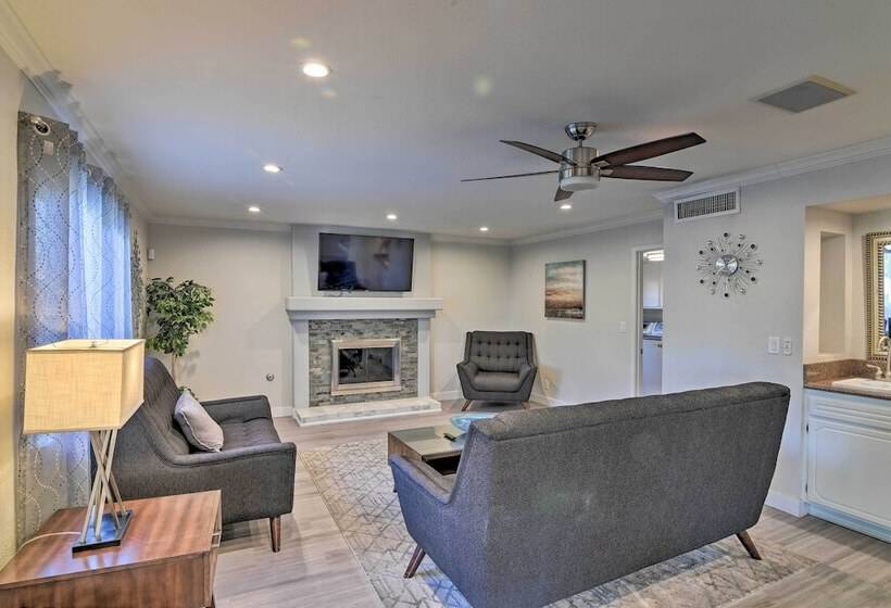 Las Vegas House W/ Pool & Hot Tub 1 Mi To Strip!