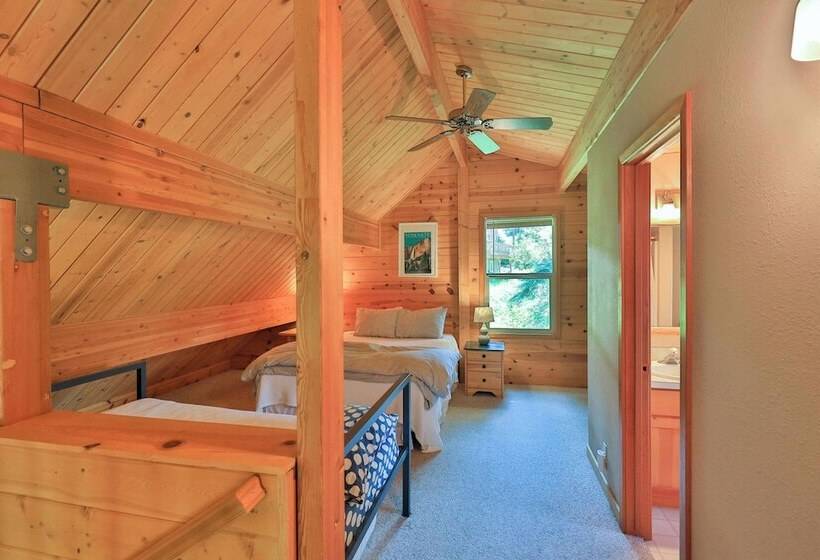 Leavenworth Cabin 3 Mi To Lake Wenatchee: Hot Tub!