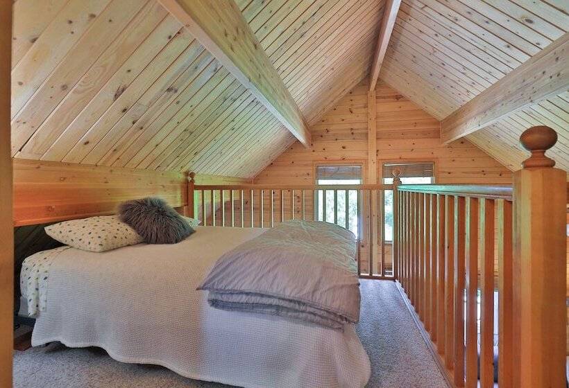 Leavenworth Cabin 3 Mi To Lake Wenatchee: Hot Tub!