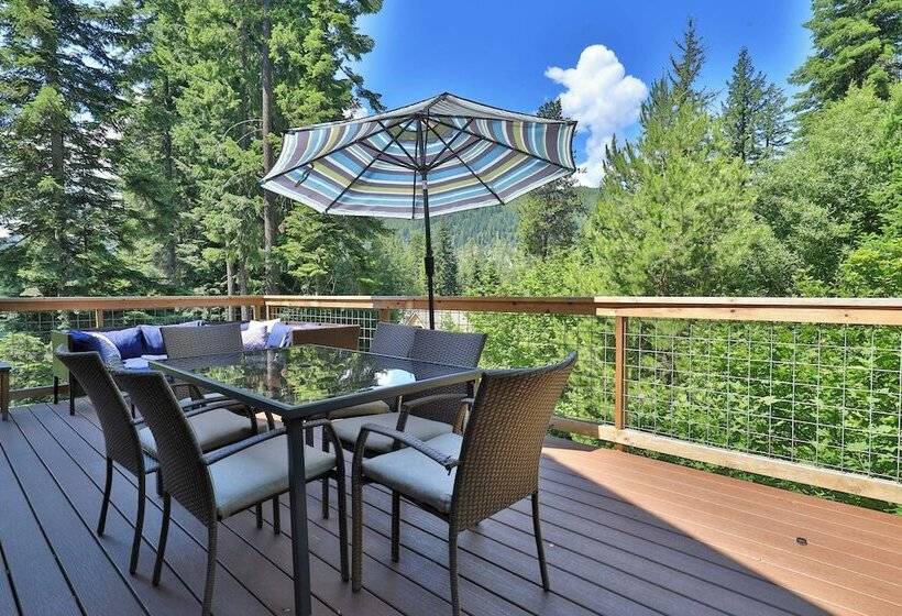 Leavenworth Cabin 3 Mi To Lake Wenatchee: Hot Tub!