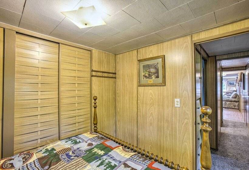 Little Manistee Riverfront Cabin W/ Fire Pit!