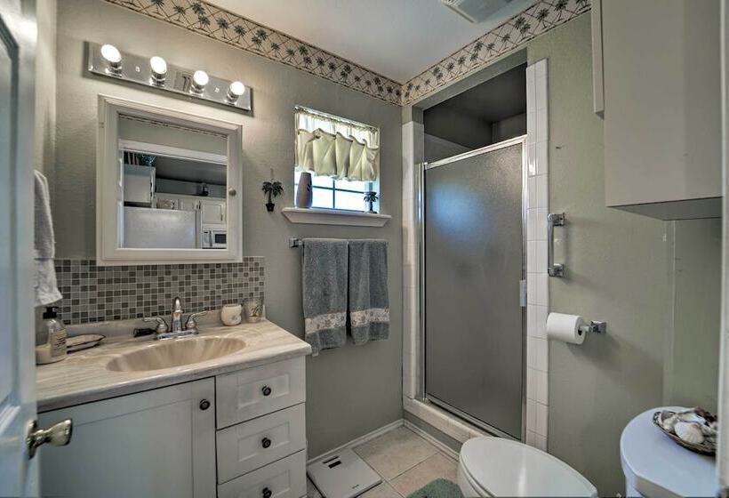 Deck & Pool Access: Long Island Village Escape!