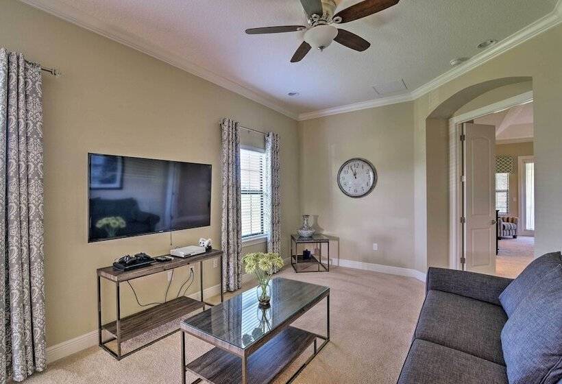 Luxe Reunion House W/ Private Pool: Near Disney!