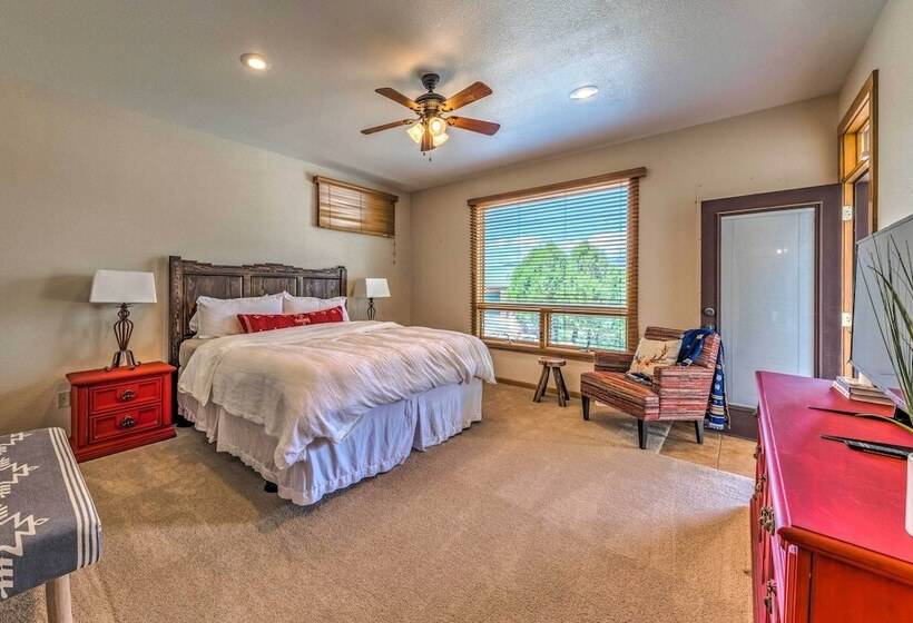 Luxe Ruidoso Home W/ Hot Tub + Mountain Views