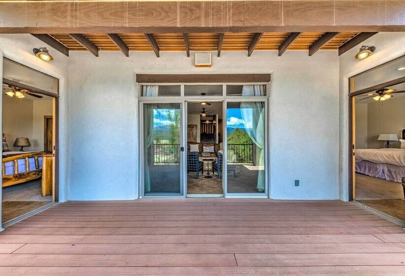 Luxe Ruidoso Home W/ Hot Tub + Mountain Views