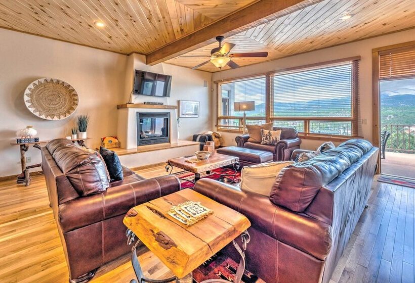 Luxe Ruidoso Home W/ Hot Tub + Mountain Views