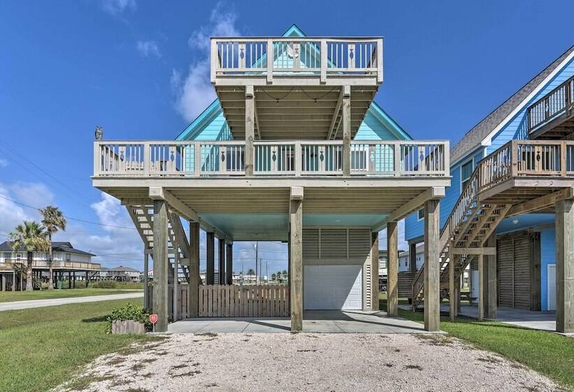 2 Blocks To Gulf: Surfside Beach Family Home!