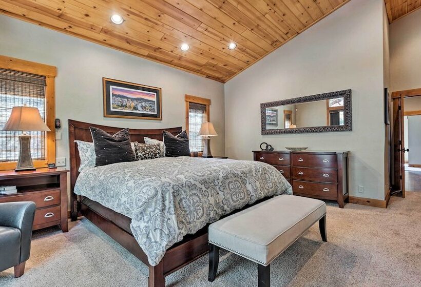 Truckee Escape W/ Hot Tub Near Ski Resorts