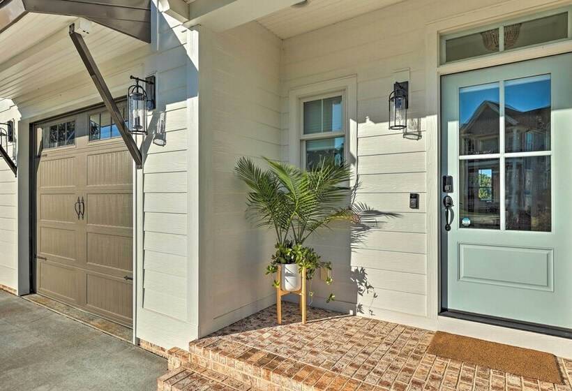 Waterfront Oasis On Tims Ford Lake: Pool/kayak!