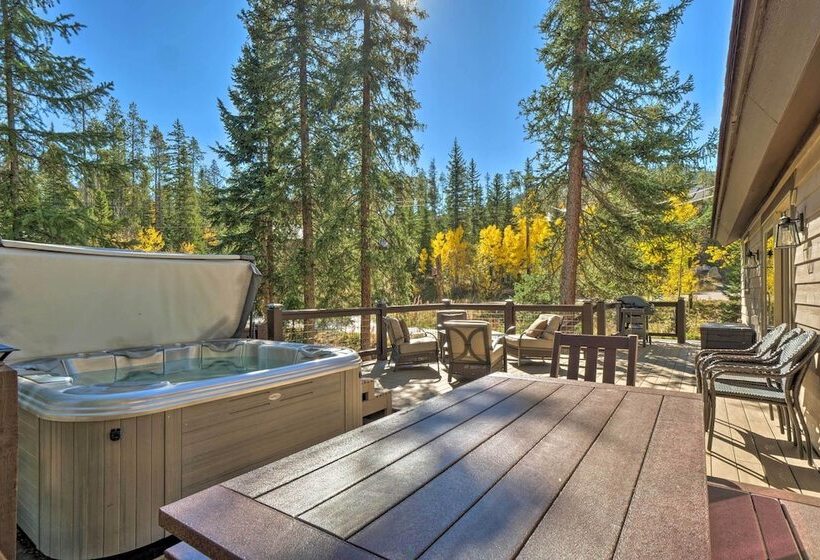 Luxury 4 Br Cabin: 2 King Suites On Shuttle Route