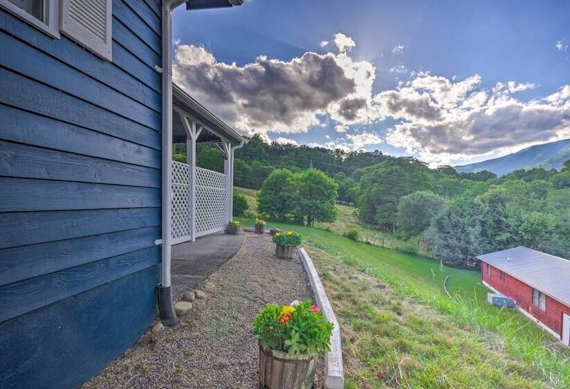 Maggie Valley House W/ Mtn Views   1 Mi To Dt