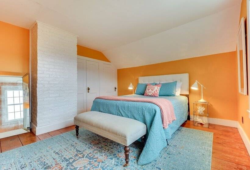 Manchester Center Home W/ Green Mtn Views!