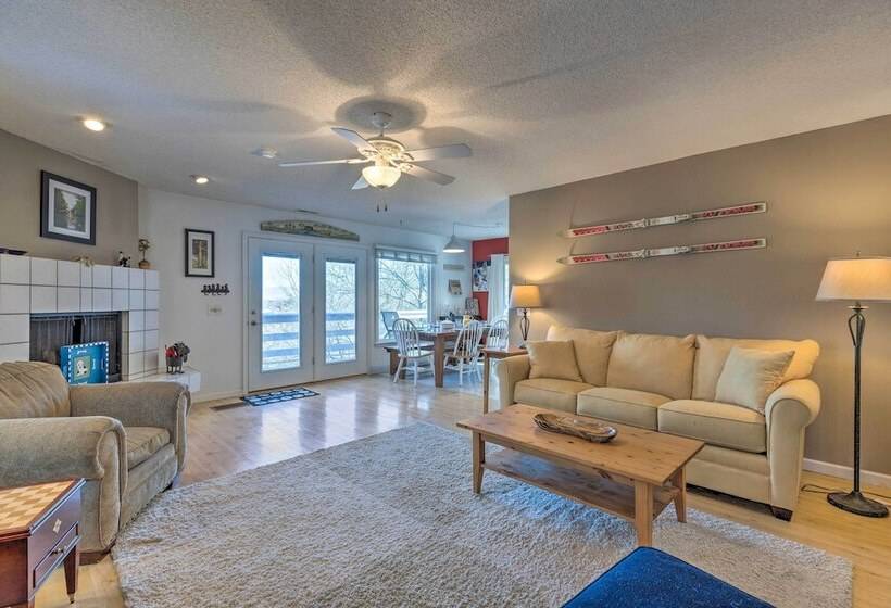 Massanutten Retreat W/ Double Deck & Mtn View!