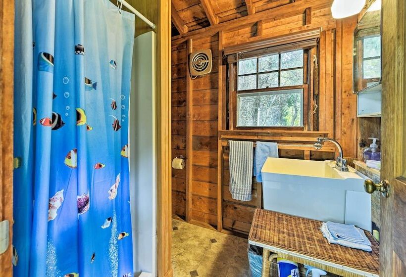 Mattapoisett Home On 7 Acres W/ Private Beach!