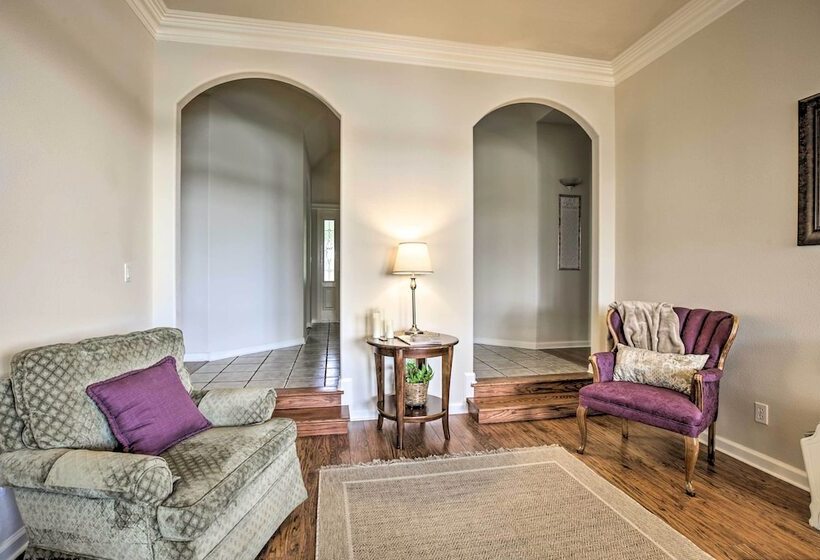 Mcminnville Wine Country Home W/ Hot Tub+deck