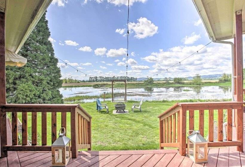 Mcminnville Wine Country Home W/ Hot Tub+deck