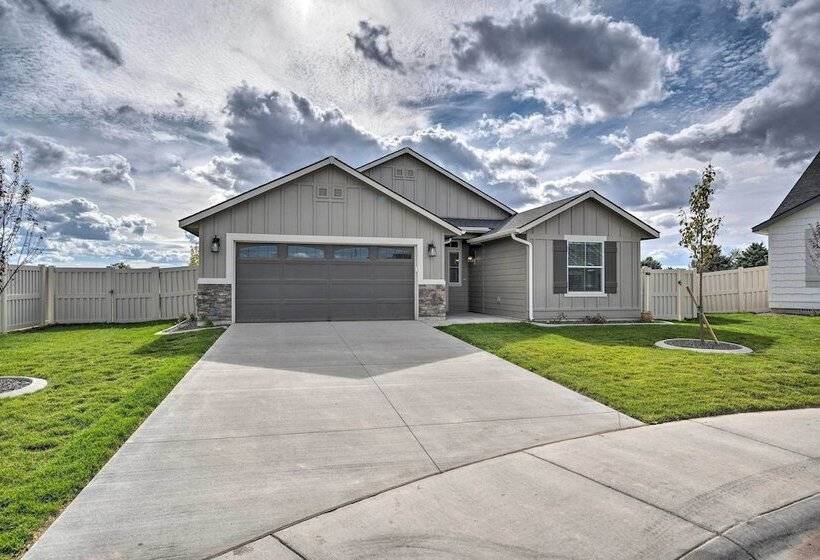 Modern Caldwell House W/ Yard & Furnished Patio!