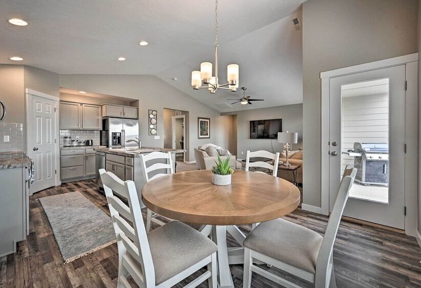 Modern Caldwell House W/ Yard & Furnished Patio!